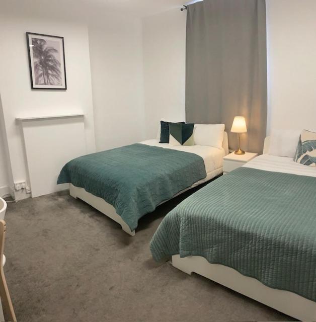 Guest Rooms In Camden Town London Bagian luar foto