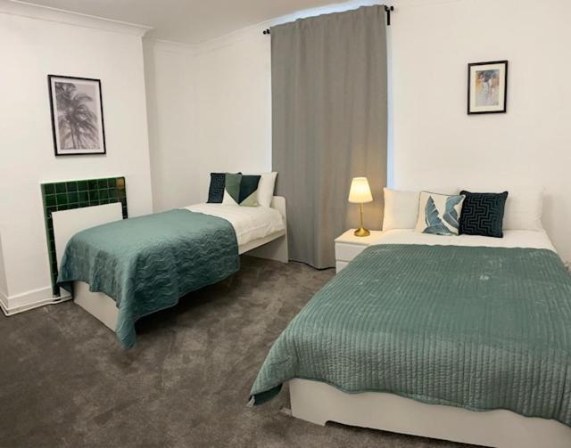 Guest Rooms In Camden Town London Bagian luar foto